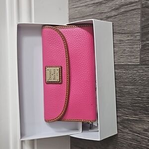 Dooney & Bourke Lexington Wallet